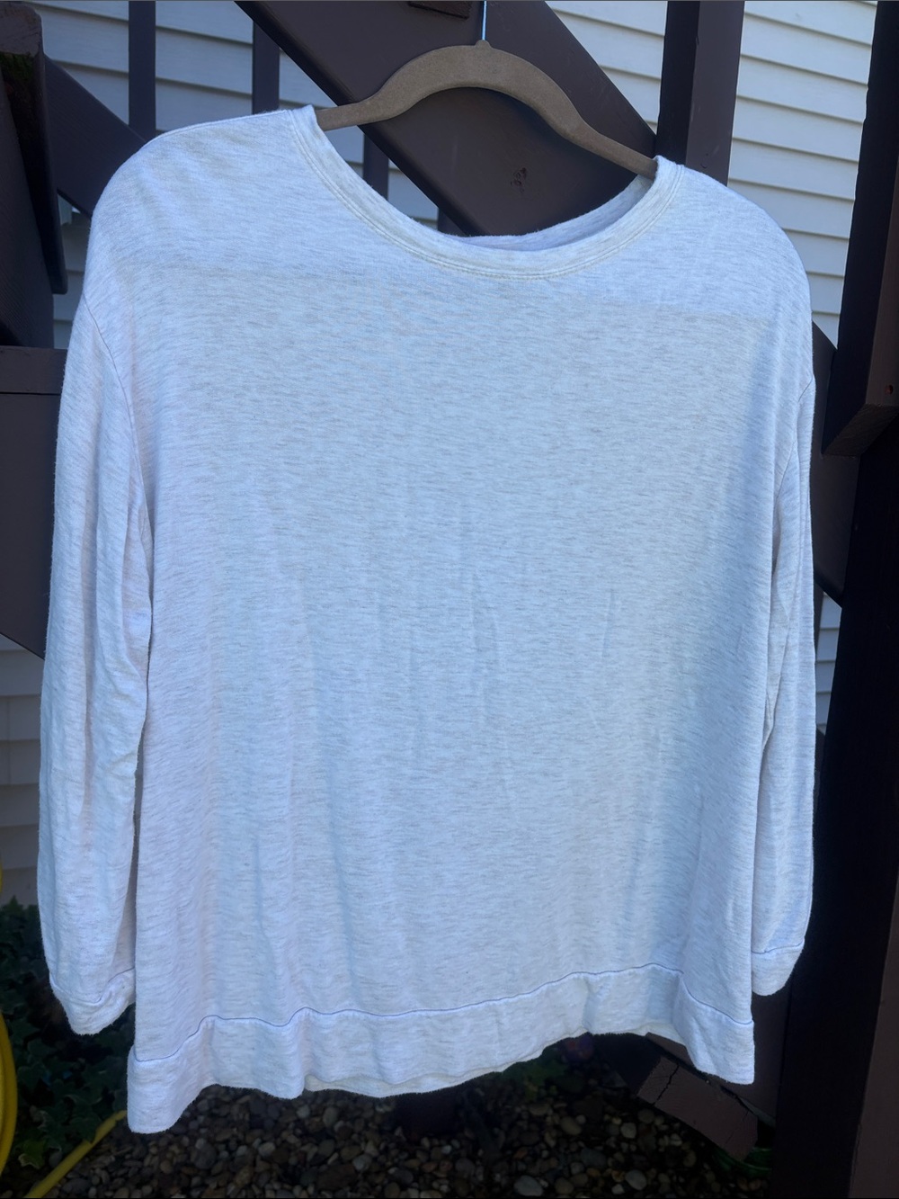 Simply Vera Vera Wang Heather Light Gray Long Sleeve Crewneck Top Medium